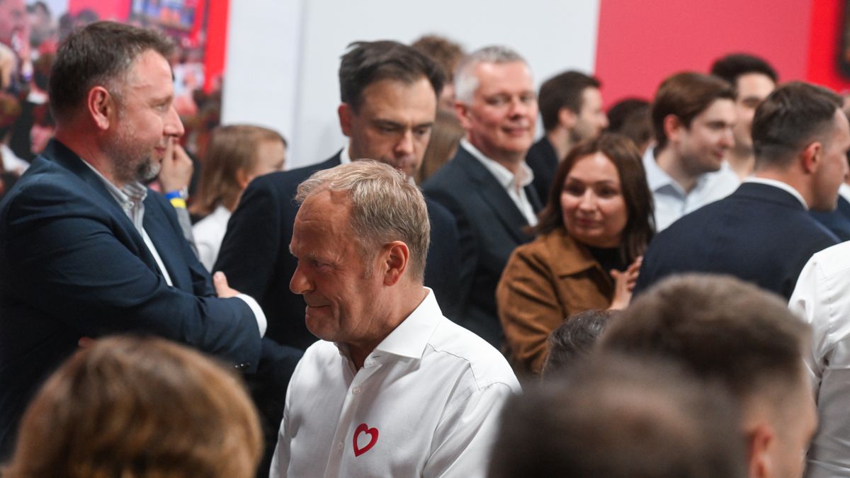 WARSAW, POLAND - JUNE 01: Poland's Prime Minister exits the election evening as the Mayor of Warsaw and the Civic Coalition (KO) presidential candidate, Rafal Trzaskowski (not seen) and his wife Malgorzata ( not seen) celebrate the exit polls results during the runoff of the presidential election on June 01, 2025 in Warsaw, Poland. Today's presidential runoff election is a closely contested race between Rafal Trzaskowski, the liberal mayor of Warsaw who is supported by Prime Minister Donald Tusk, and Karol Nawrocki of the Law and Justice Party (PiS), which has held the presidency since 2015. The election is seen as a test of whether the government, with its centrist parliamentary coalition, can overcome the right-wing populism embodied by PiS.  Exits polls shows Trzaskowski winning 50.3% to right-wing contender Karol Nawrocki’s 49.7%. (Photo by Omar Marques/Getty Images)