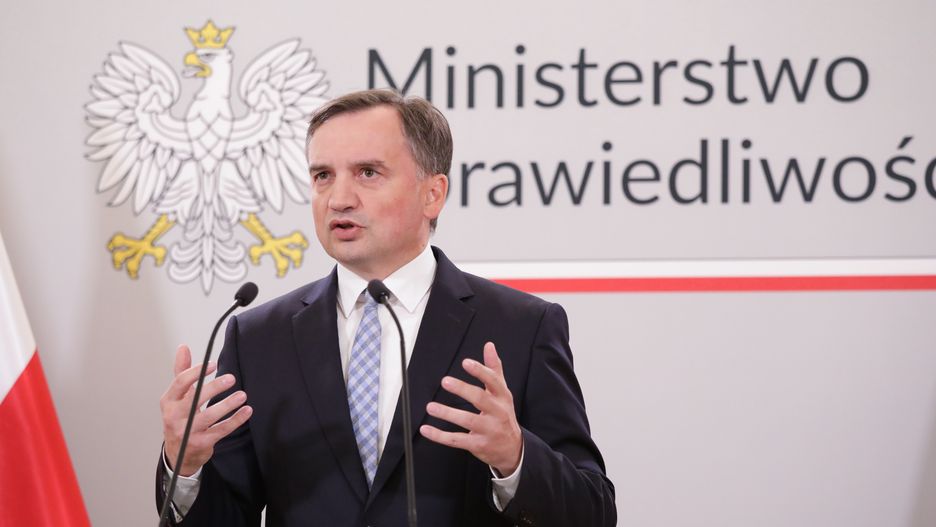 Ziobro zwołał konferencję. W końcu pokazał się przed kamerami