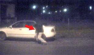 Skandaliczne, co robił. Policja z Krakowa apeluje o pomoc