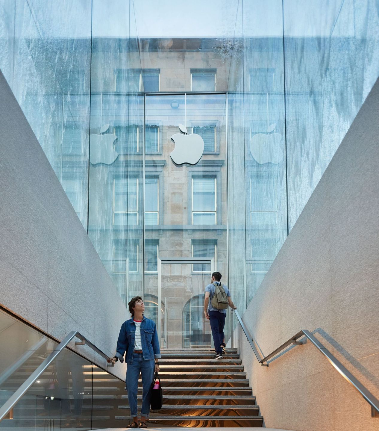 Apple Store jakiego jeszcze nie było. Gigant z Cupertino otwiera Apple Piazza Liberty 2