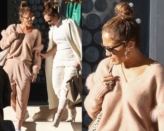 Pastelowa Jennifer Lopez robi zakupy z koleżanką-klonem