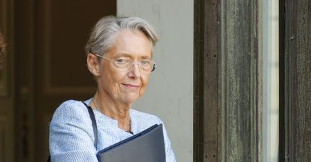 Pierwsza kobieta na stanowisku premiera Francji od 30 lat. "Bliska lewicy, ale nie obawia się reform bliskich prawicy"
