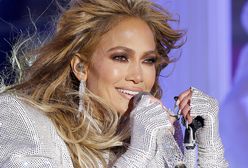 Jennifer Lopez zapozowała w wannie. Zdjęcie od razu rzuca się w oczy