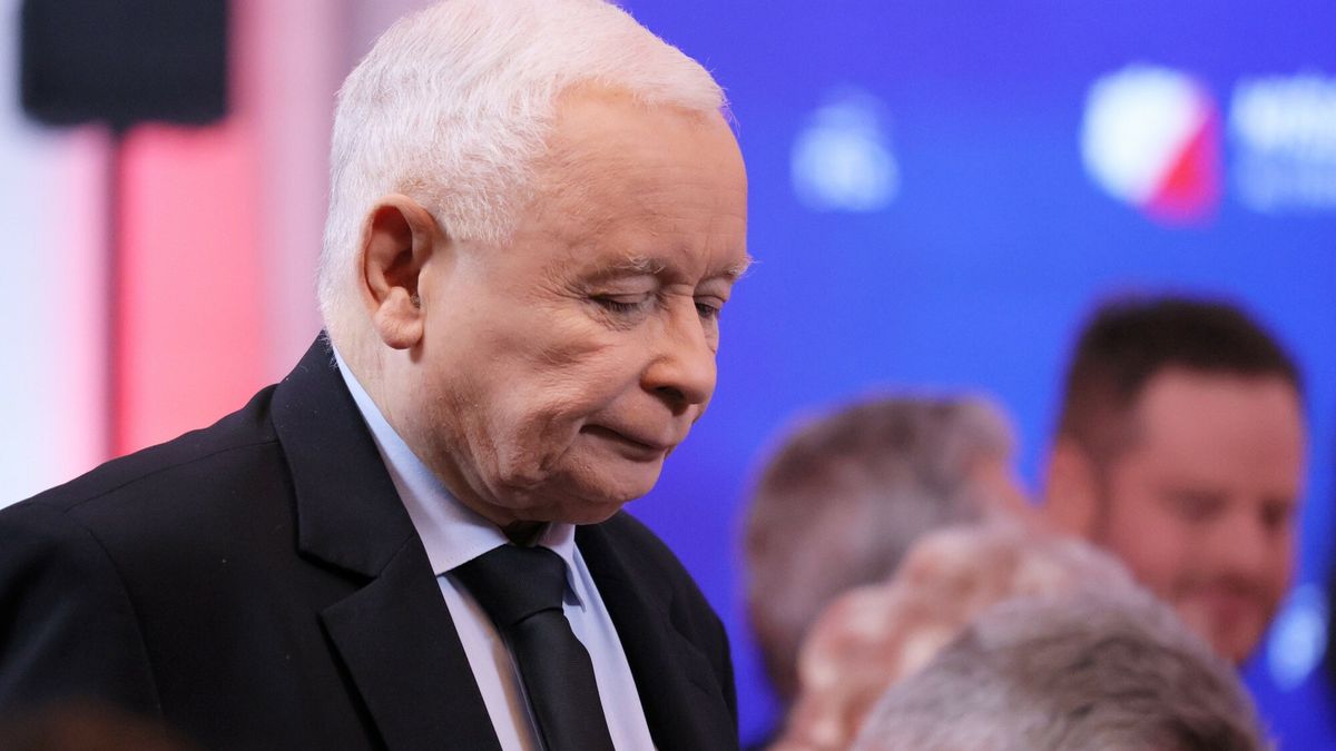 Spotkanie z serii "My?l?c Polska" nt. kryzysu w s?u?bie zdrowia
Fot. Dawid Wolski/East News, 13.12.2025. Warszawa. Spotkanie "Myslac Polska - Alternatywa 2.0: Kryzys Sluzby Zdrowia - Diagnoza i mozliwe rozwiazania, z udzialem prezesa PiS Jaros?awa Kaczynskiego, w siedzibie Towarzystwa Lekarskiego w Warszawie.
N/z: Jaroslaw Kaczynski
Dawid Wolski