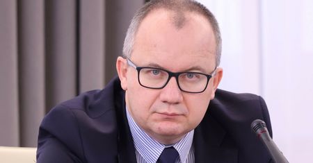 Bodnar bliski startu z list paktu senackiego. Podał datę