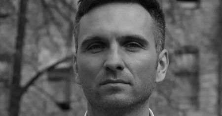 Przyjaciele żegnają Pawła Hartlieba. Fani "Tarzana" doskonale znali jego głos