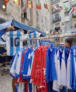 W Neapolu mają na jego punkcie obsesję. Postawili mu nawet kapliczki