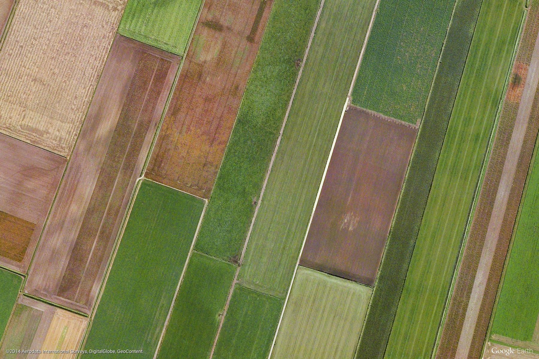 Niezwykłe kolory, kształty i wzory na zdjęciach satelitarnych Ziemi z Google Earth 7