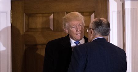 Wybrał nie ten numer. Wielka wpadka prawnika Trumpa