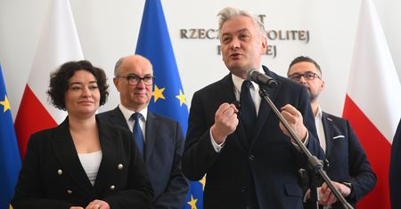 Biedroń z komentarzem o Lewicy. Żukowska: Robert, na litość boską