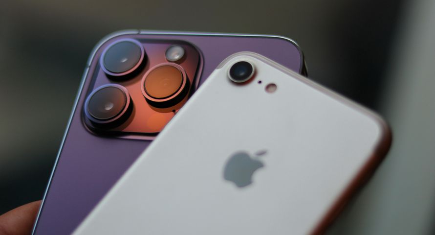 Historia iPhone’a – co zmieniło się przez lata?