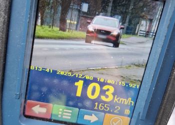 Krzyżowice: 103 km/h w terenie zabudowanym. Przerwana brawurowa jazda