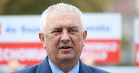 Grzegorz Piechowiak odchodzi z Porozumienia. Pozostanie w klubie PiS