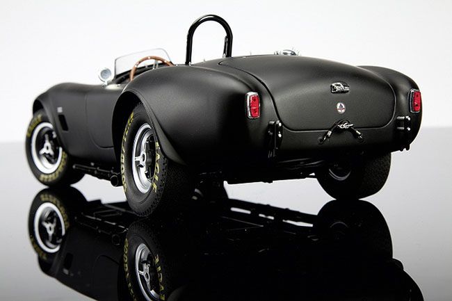 AC Cobra 289 (Schuco)