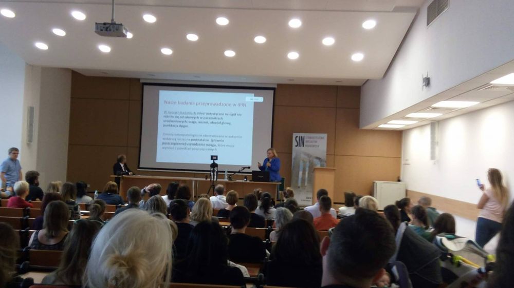 Na spotkanie z prof. Marią Dorotą Majewską przyszła w Lublinie ponad 100 rodziców