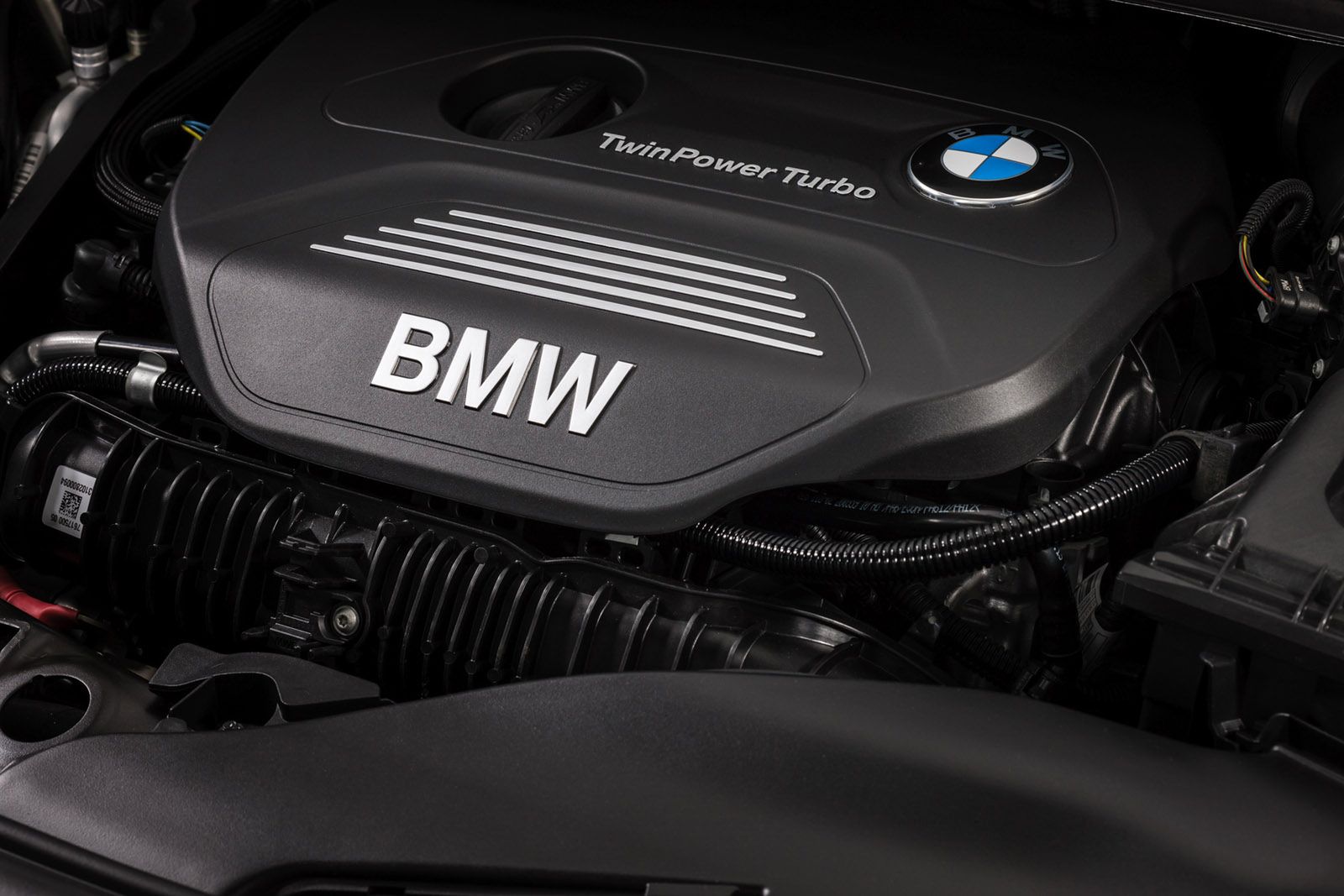 BMW przedstawiło 290 zdjęć z serią 2 Active Tourer [galeria] 76