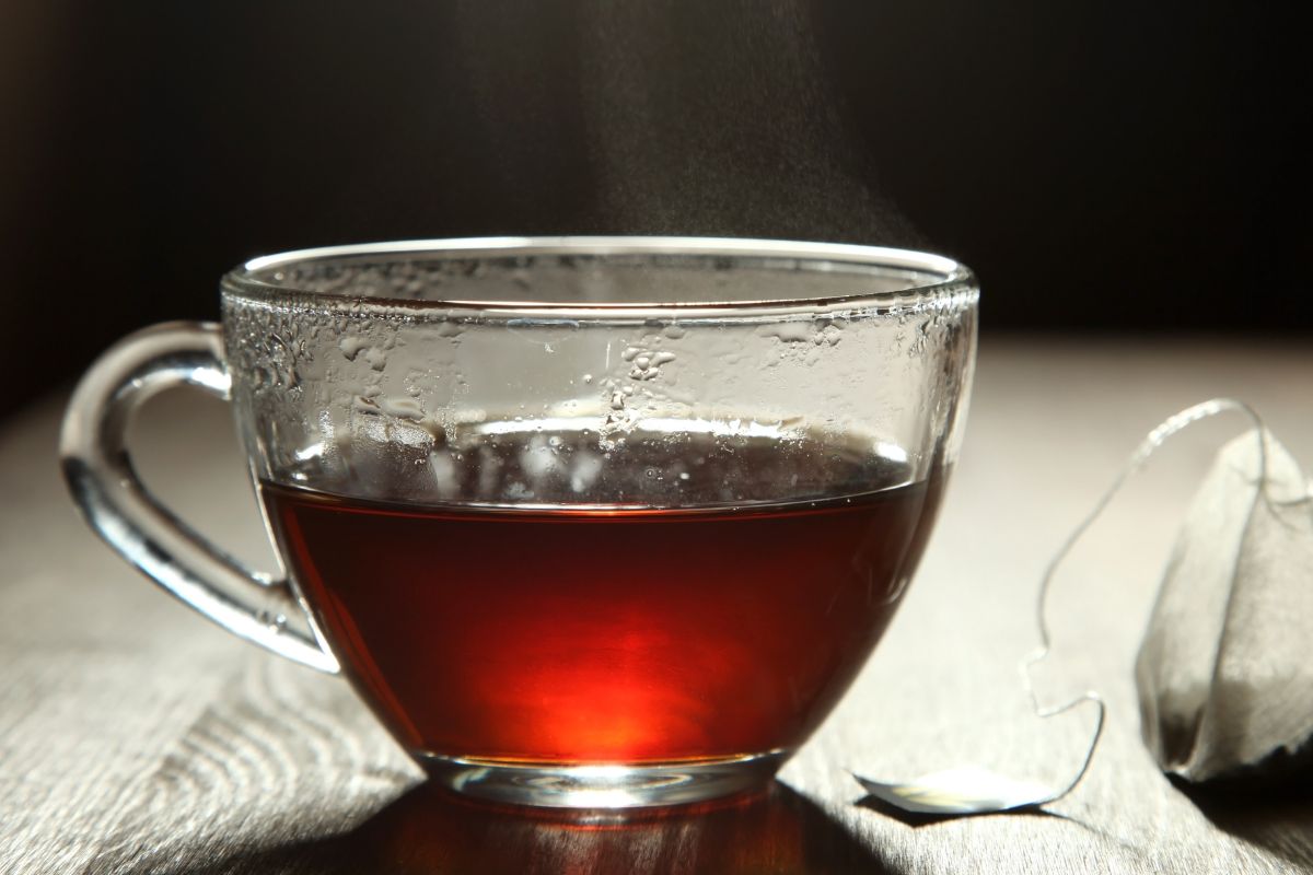 Why is it worth drinking black tea with salt?