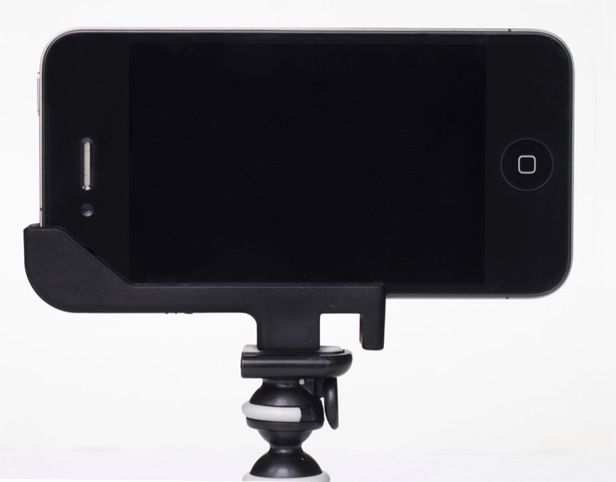 Glif - ufundowane przez społeczność akcesorium do iPhone'a 4 3