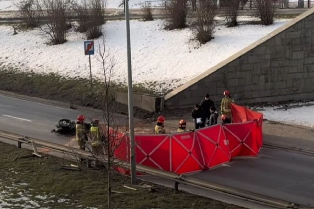 Młody motocyklista nie żyje. W sieci krążą plotki. Mamy stanowisko policji
