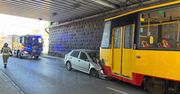 Warszawa: Skoda zakleszczona pomiędzy dwoma tramwajami na Pradze-Północ