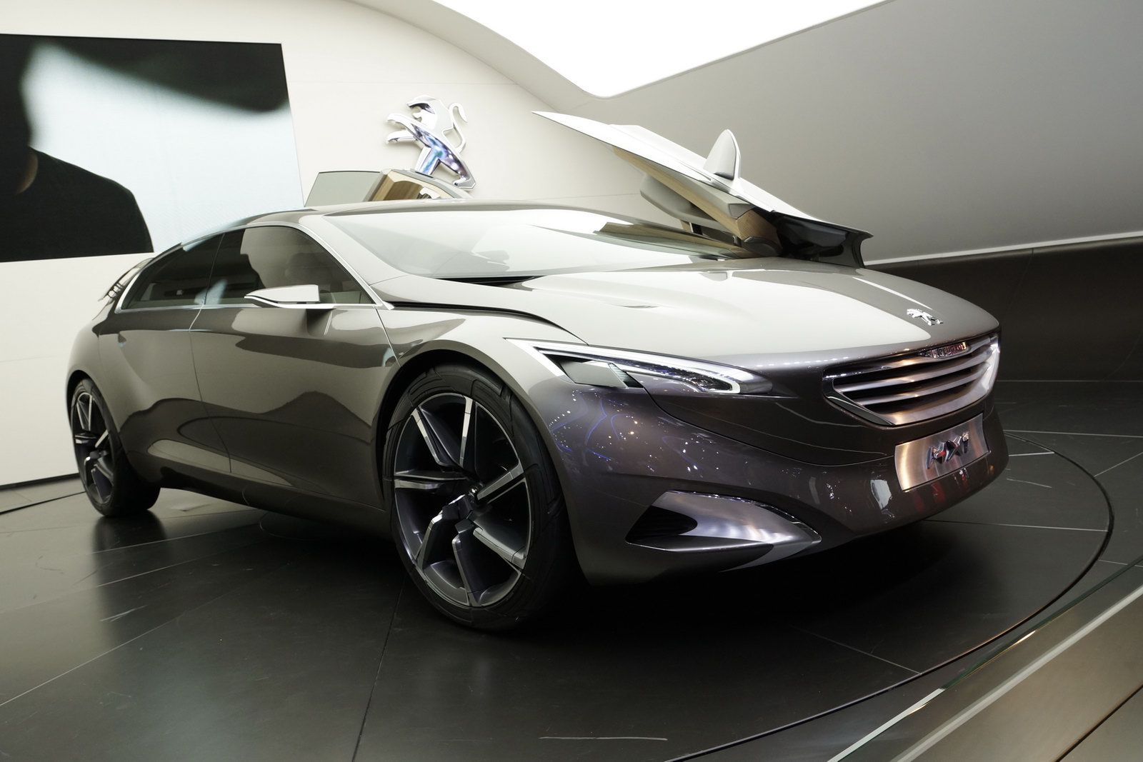 Peugeot HX1