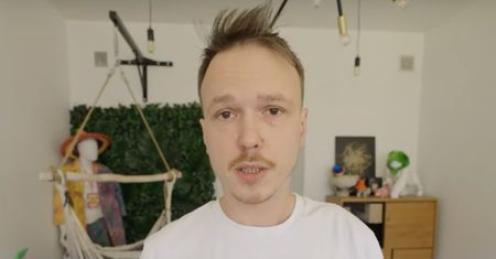 Krzysztof Gonciarz publikuje film i odpowiada na zarzuty kobiet. Pokazał SCREENY ROZMÓW z dziewczynami