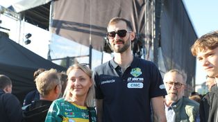 Świętowanie w Zawierciu. Kibice i zawodnicy Aluron CMC Warty Zawiercie wspólnie celebrowali medale wywalczone w tym sezonie