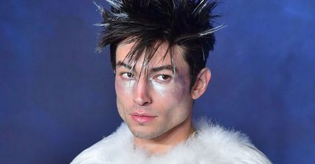 Ezra Miller UPROWADZIŁ NASTOLATKĘ? "Przejął nad nią kontrolę, stosując techniki manipulacyjne"