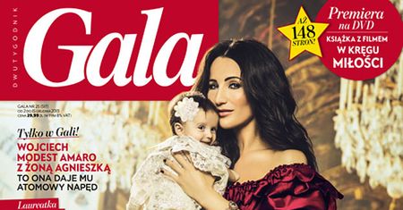Steczkowska POKAZAŁA CÓRKĘ na okładce! (FOTO)