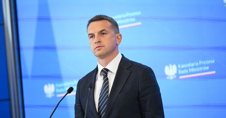 Spór o Patrioty. Szłapka: Wystarczy, że Braun tupnie nogą