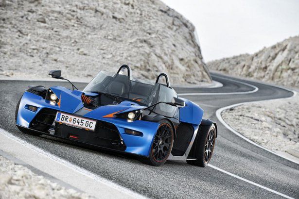 Ucywilizowany KTM X-BOW GT zadebiutuje w Genewie [aktualizacja]