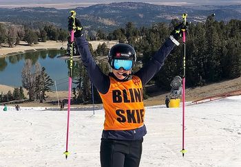 Ma SM i straciła wzrok. Mimo to zdobywa medal za medalem. "Mówili, że to niemożliwe"