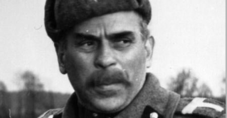 Poznajesz, kto to taki? Dopasuj bohatera do filmu lub serialu