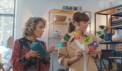 Alior Bank reklamuje Konto Jakże Osobiste z wachlarzem korzyści (wideo)