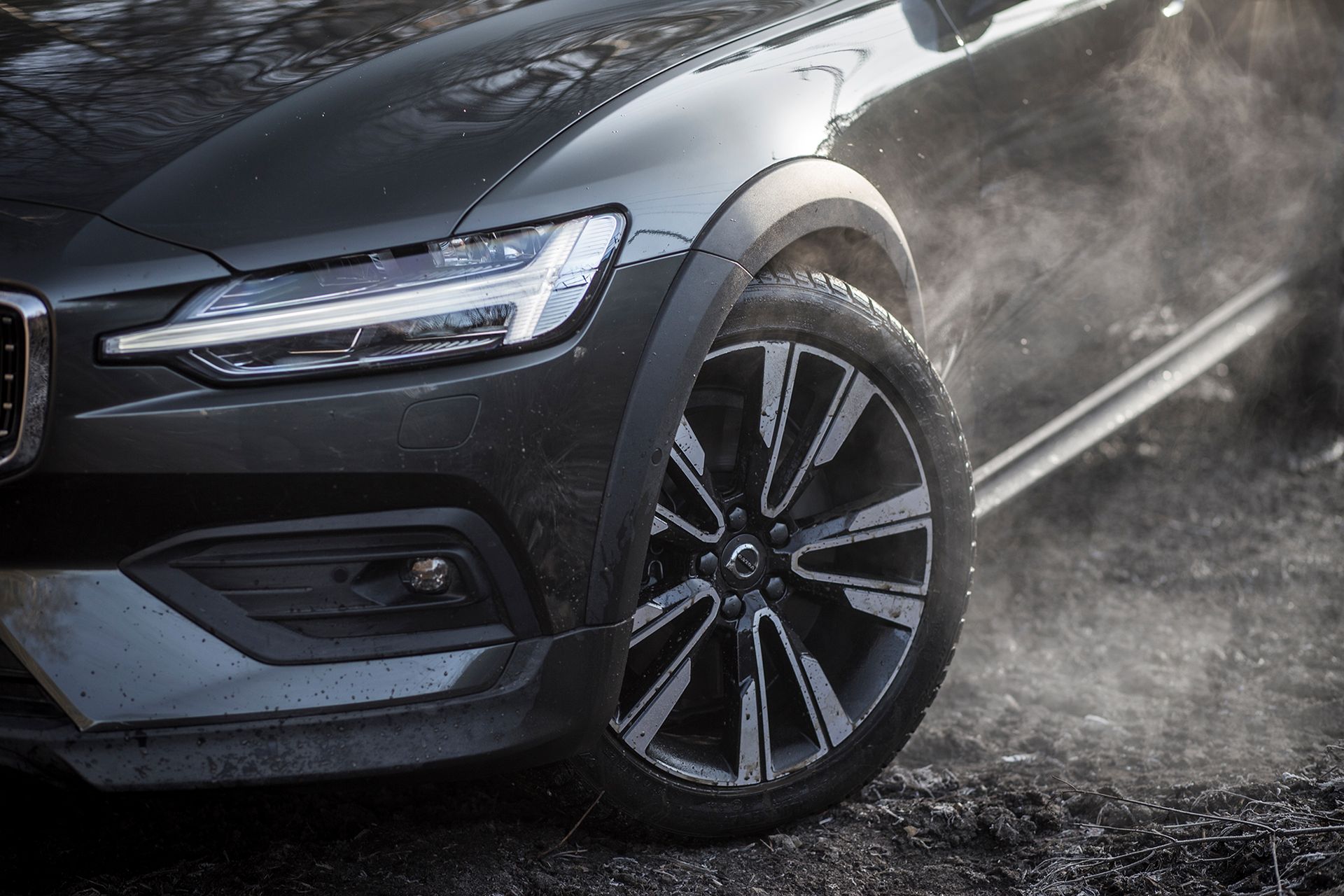 Volvo V60 Cross Country D4 (2019) (fot. Mateusz Żuchowski)
