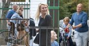 Emilia Komarnicka i Redbad Klynstra odbierają syna ze szkoły. Niedawno złożyli pozew o ROZWÓD