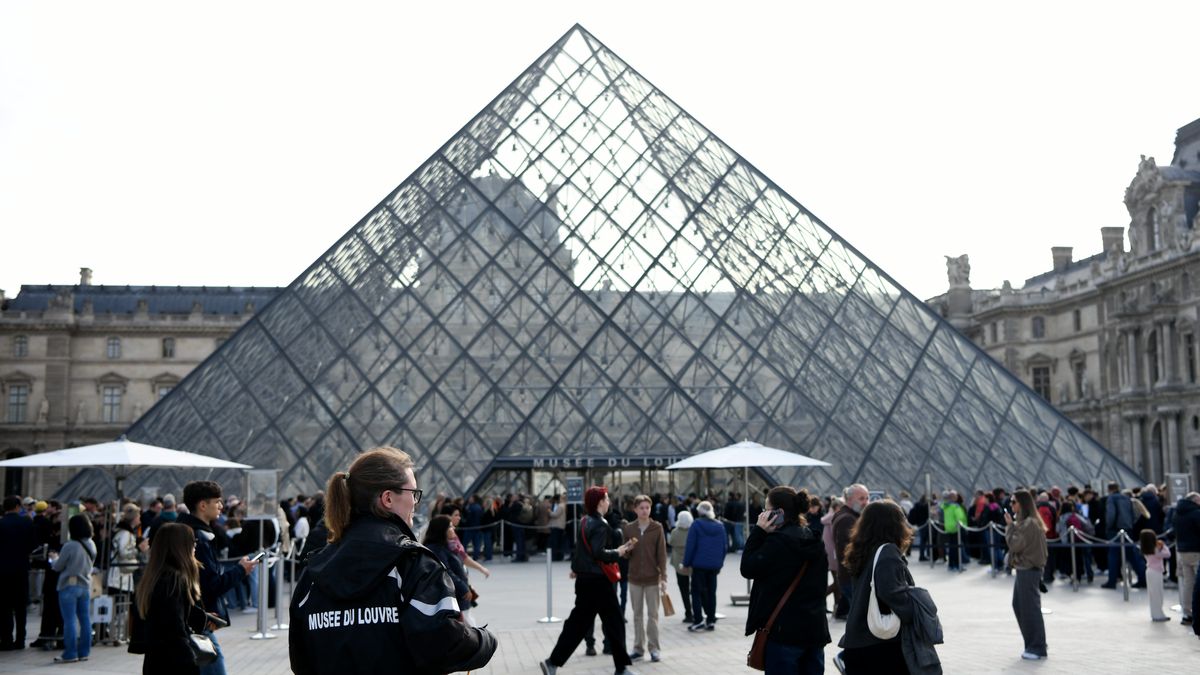 Luwr oszczędzał na bezpieczeństwie?