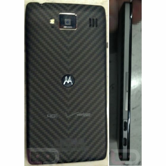 Motorola Droid Razr HD wygląd tył bok