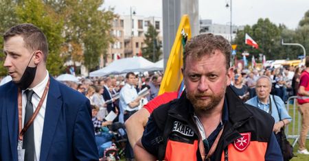 Łukasz Szumowski w zupełnie innej roli. Dostrzeżony przez fotoreportera