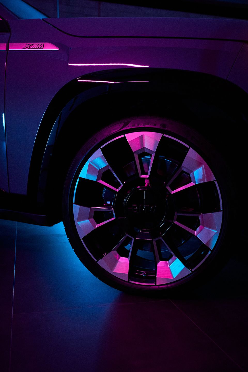 BMW XM (2022)