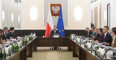 Zmiany w układach zbiorowych pracy. Na tym zyskają pracownicy. Rząd przyjął projekt