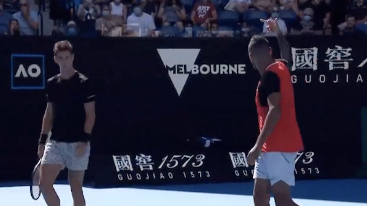 Nick Kyrgios pokazał kibicom środkowy palec 