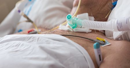 Ostatnie słowa 30-latka, który nazywał koronawirusa "żartem". Zaraził się celowo