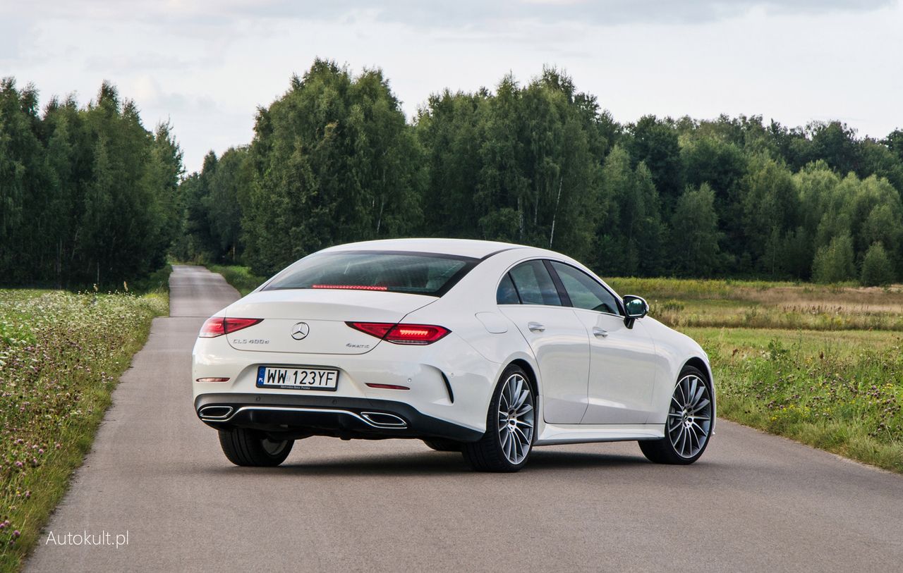 Mercedes CLS z tyłu wygląda dość kontrowersyjnie. Mało komu się podoba.