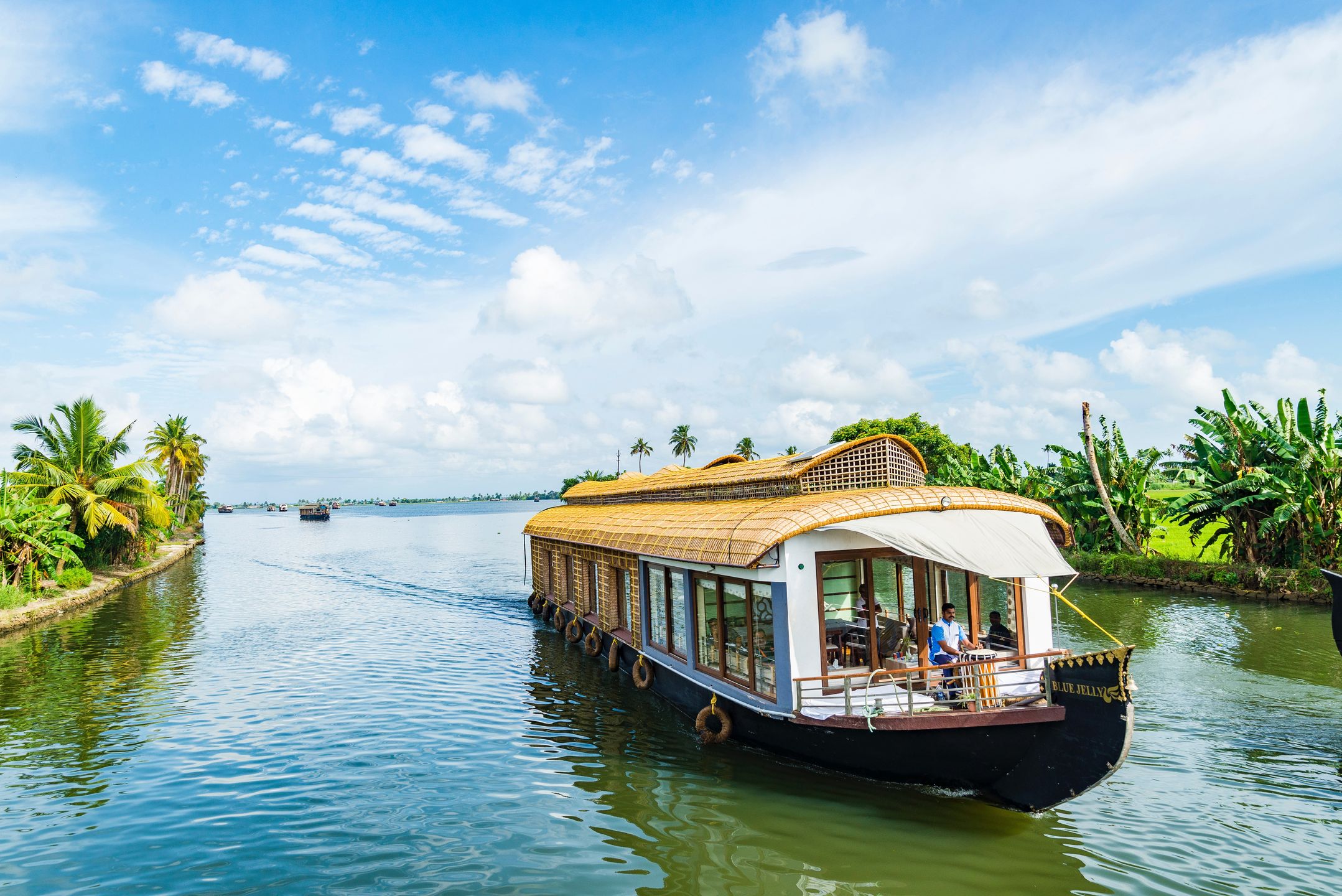 Na zdjęciu houseboat