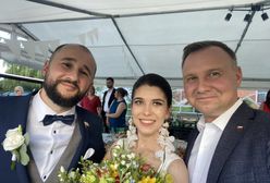 Wybory 2020 r. Andrzej Duda w roli niespodziewanego gościa na weselu