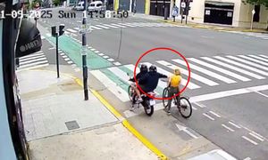 Chcieli jej ukraść telefon. Tego się nie spodziewali. Wideo hitem w sieci