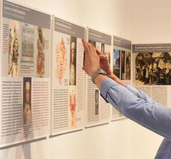 "Panowie i hrabiowie" w Malborku. Stowarzyszenie odpowiada radnemu miejskiemu w "sprawie NSDAP"