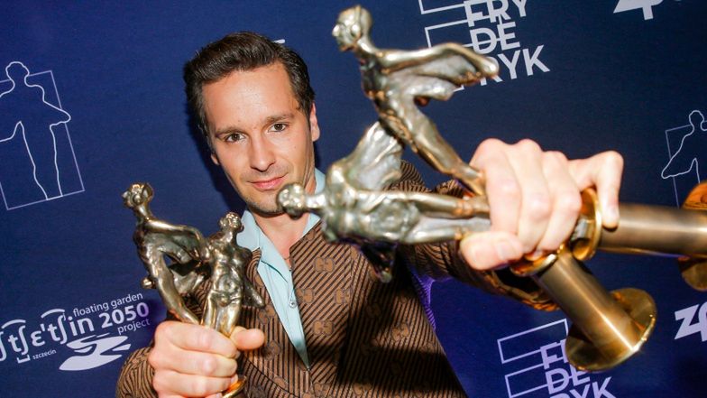 Krzysztof Zalewski krzyczy "***** ***" na rozdaniu Fryderyków