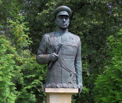 Legnica. Złomiarze spowodowali międzynarodowy konflikt. MSZ Rosji oburzone kradzieżą pomnika Rokossowskiego